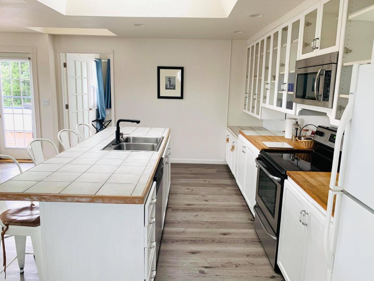 Boardwalk Cottages 롱비치 외부 사진